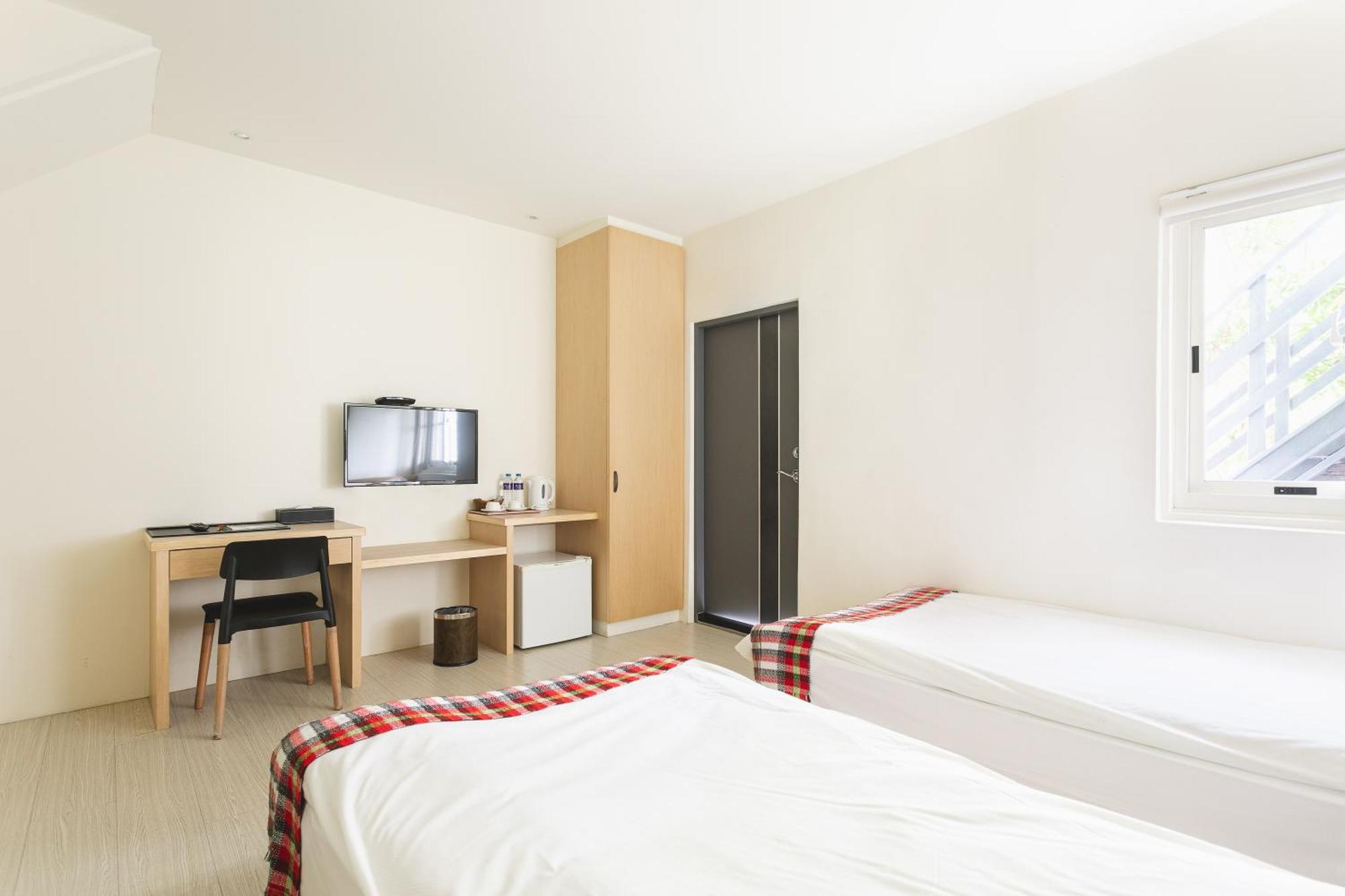 Tropical Low Boundary B&B Donghe Εξωτερικό φωτογραφία